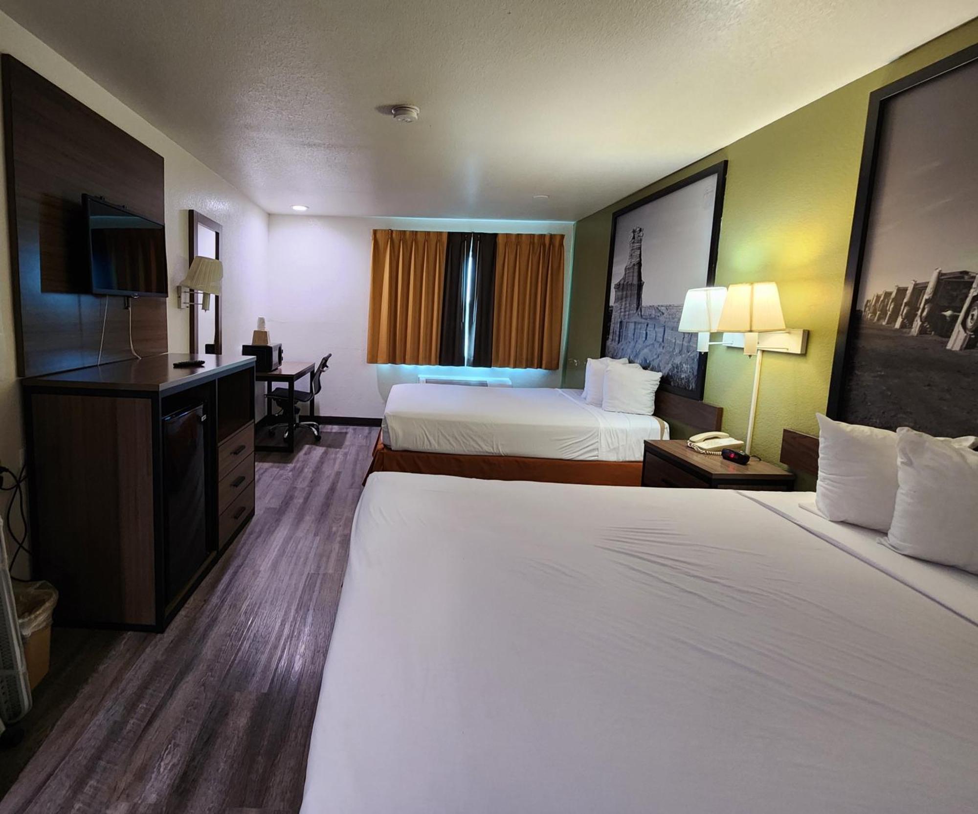 Super 8 By Wyndham Austin North/University Area Dış mekan fotoğraf